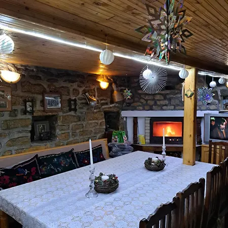 Villa дядо цоньовата къща самостоятелен с басейн *